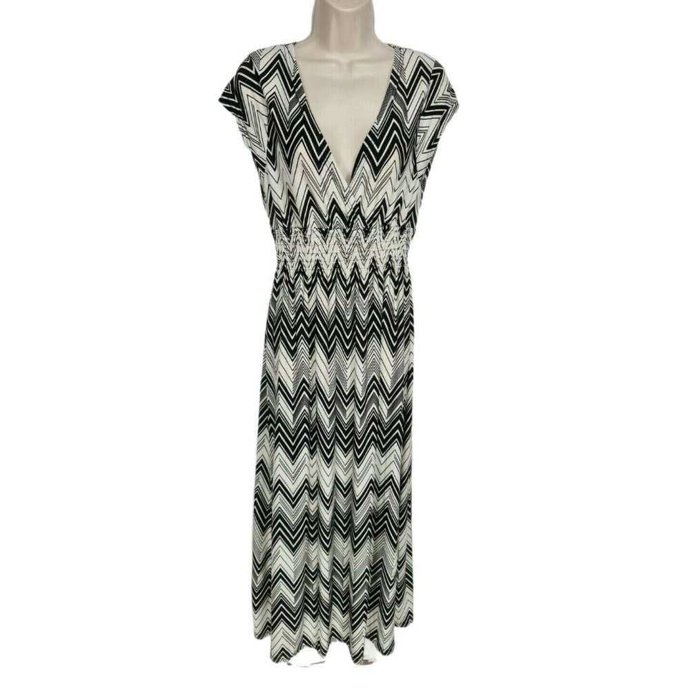 5 the Love Black White Jersey Flare Maxi Dress Cross V-Neck Women Size M Cap 34P
